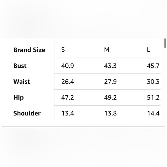 Linen Ruffle Hem Shorts - Picture 4 of 7